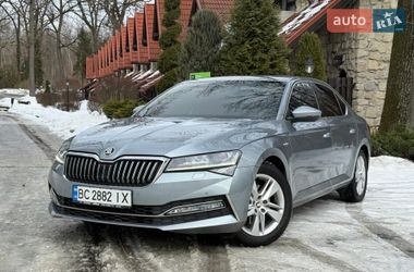 Skoda Superb  2021
