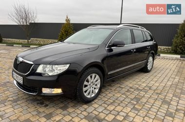 Skoda Superb  2011