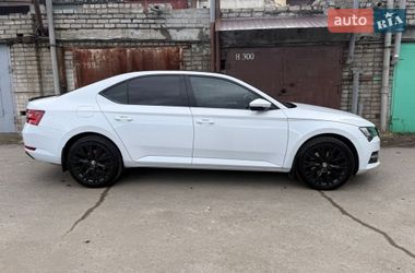 Skoda Superb  2020