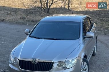 Skoda Superb  2008