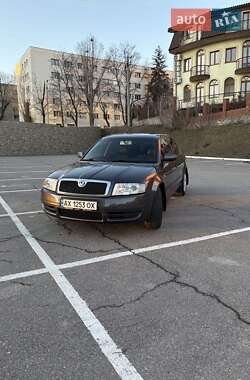 Skoda Superb 2006