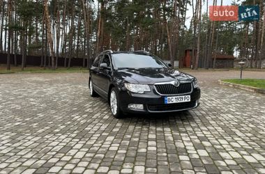 Skoda Superb 2011