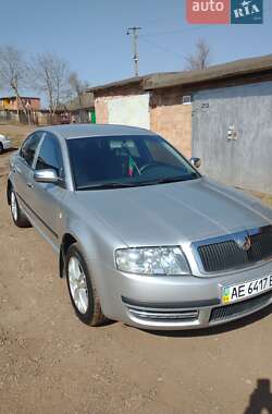 Skoda Superb  2006