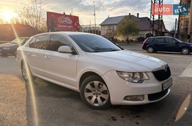 Skoda Superb  2010