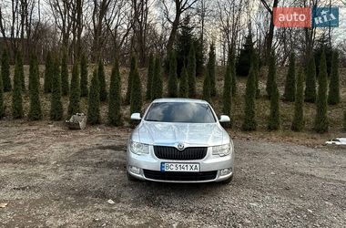 Skoda Superb  2010