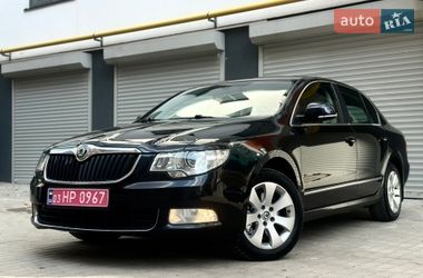 Skoda Superb  2012