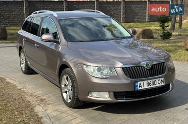 Skoda Superb  2010