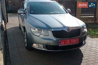 Skoda Superb  2011