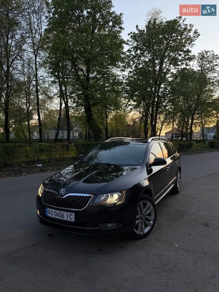 2013 Skoda Superb - мініатюра 2