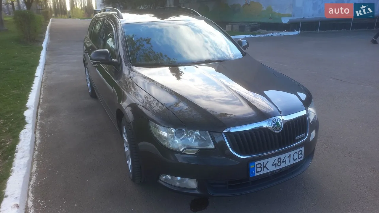 2011 Skoda Superb - мініатюра 3