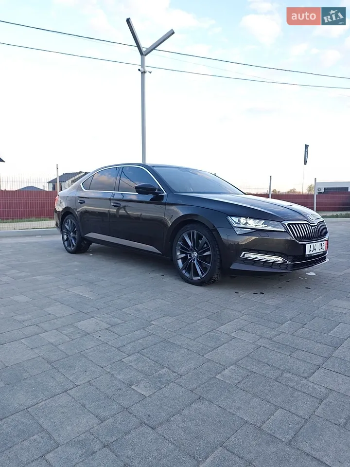 2020 Skoda Superb - мініатюра 3