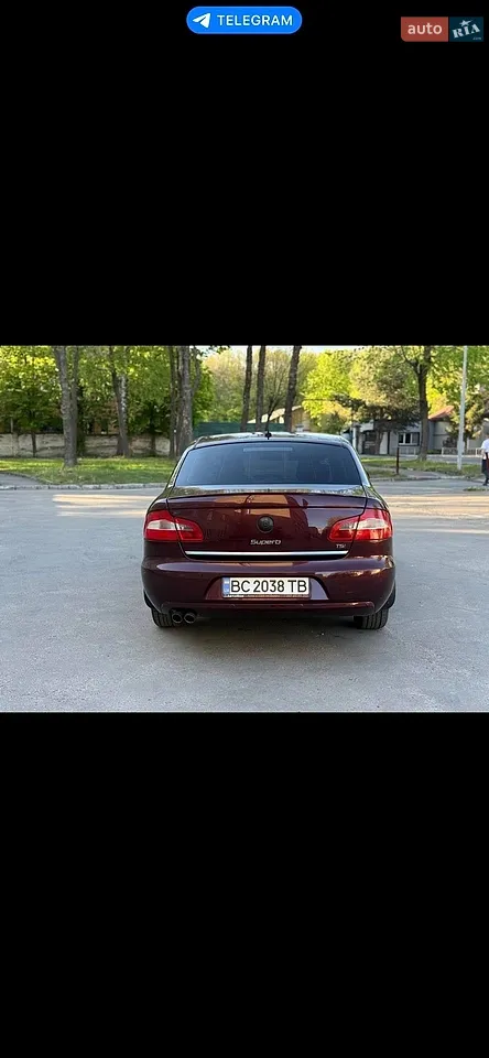 2010 Skoda Superb - мініатюра 5