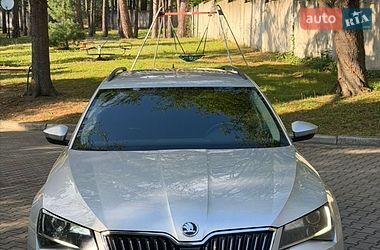 Skoda Superb  2015