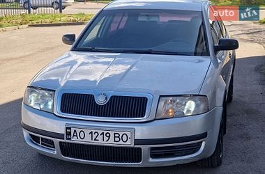 Skoda Superb  2004
