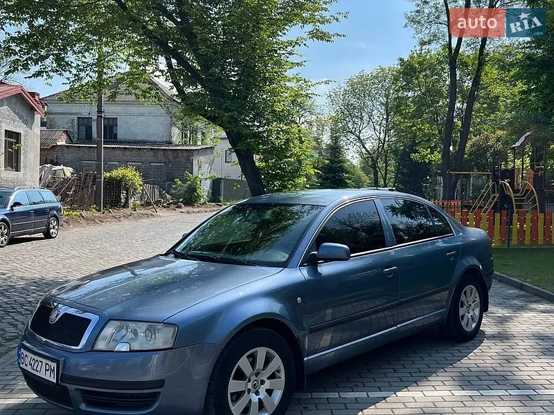 Skoda Superb 2002