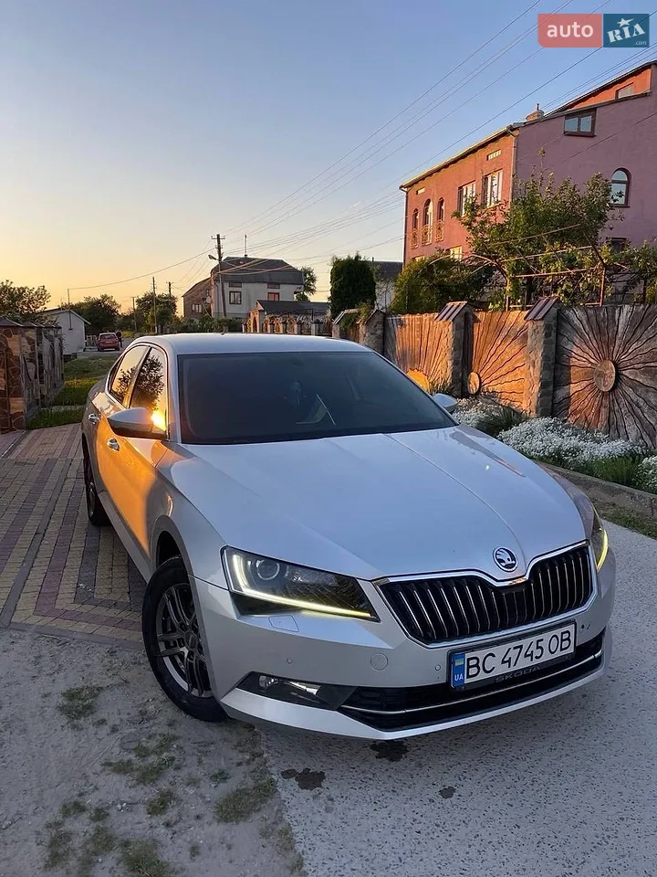 2016 Skoda Superb - фото 1