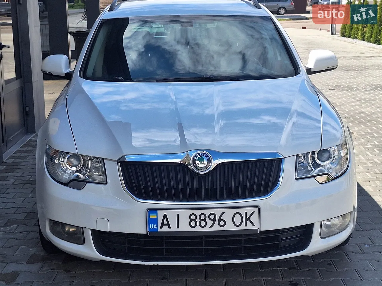 2011 Skoda Superb - мініатюра 3