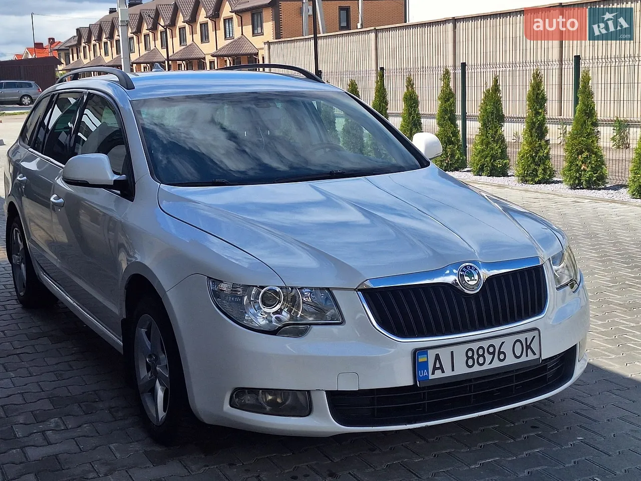 2011 Skoda Superb - мініатюра 4
