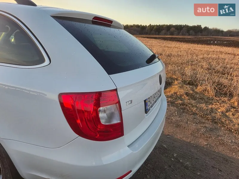Skoda Superb 2012