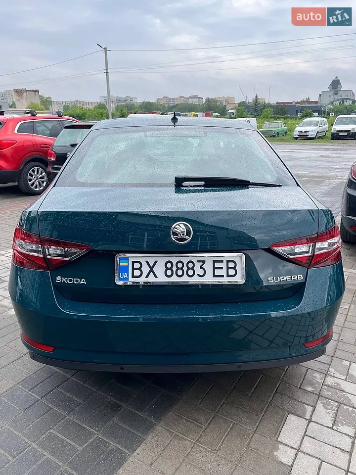 2017 Skoda Superb - мініатюра 4