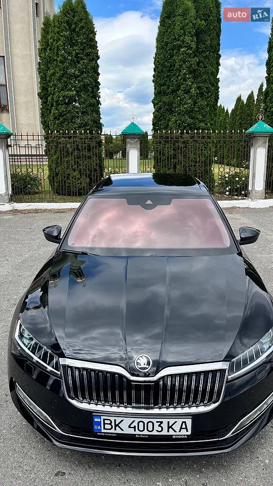 2022 Skoda Superb - мініатюра 2