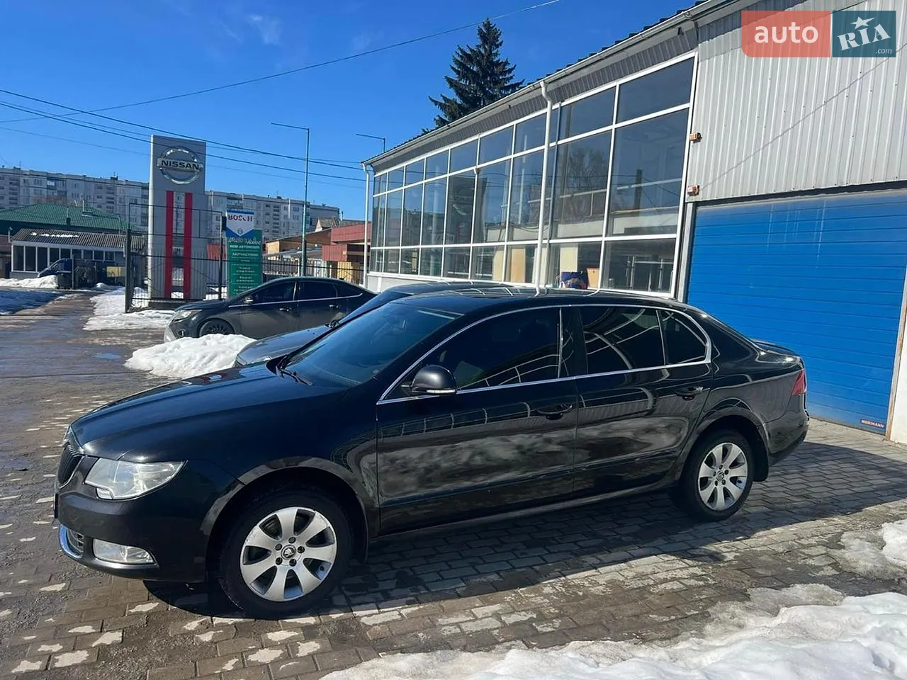 2011 Skoda Superb - мініатюра 2
