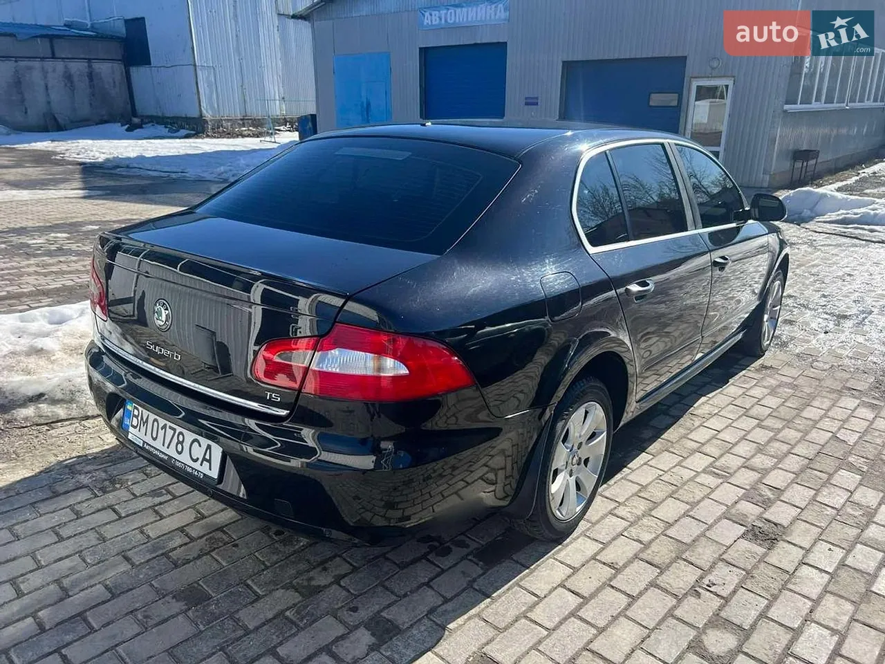 2011 Skoda Superb - мініатюра 3