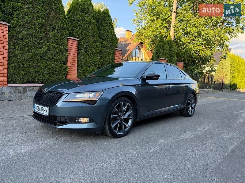 Ліфтбек Skoda Superb 2019 в Києві
