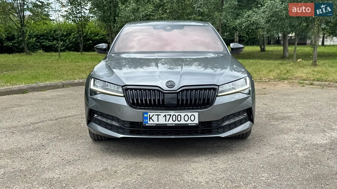 2022 Skoda Superb - мініатюра 2
