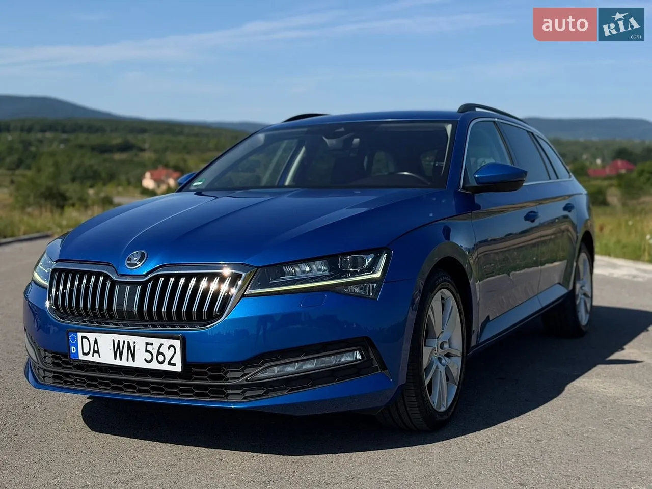2022 Skoda Superb - фото 1