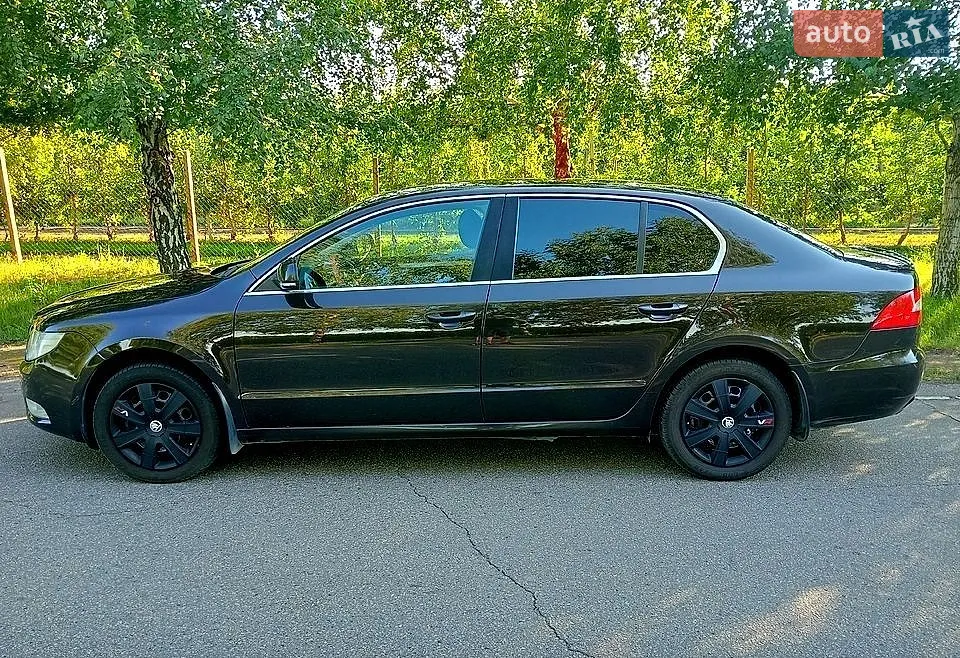 2012 Skoda Superb - мініатюра 4