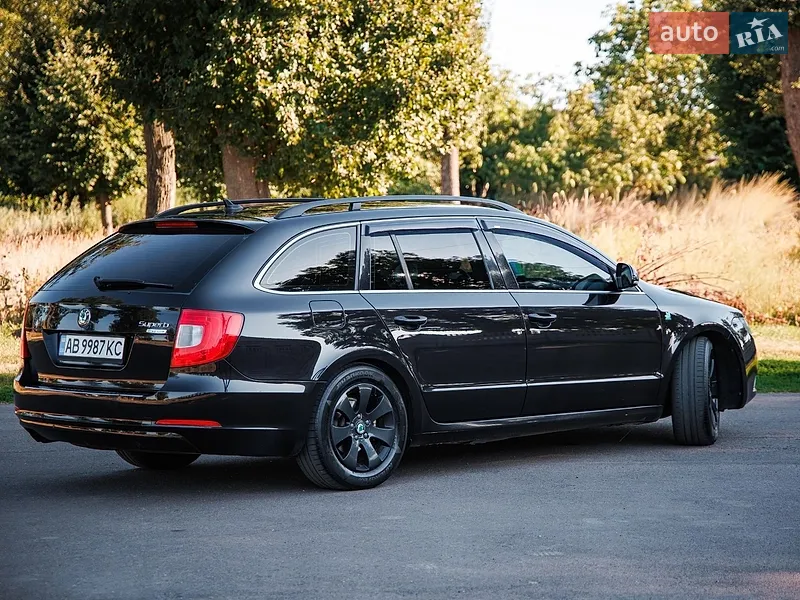 Skoda Superb 2012
