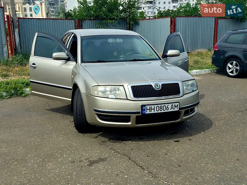 Skoda Superb 2005