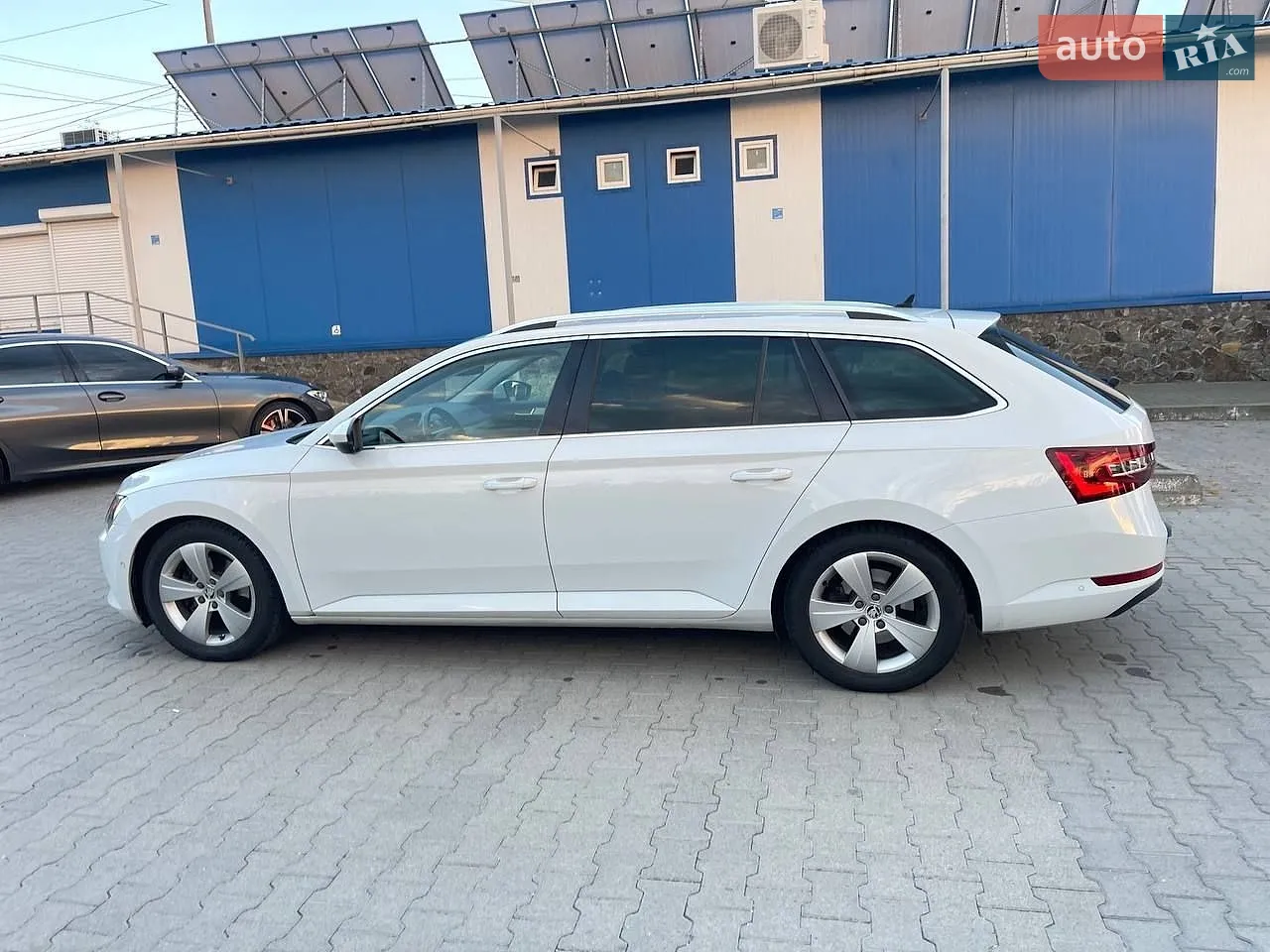 2016 Skoda Superb - мініатюра 4