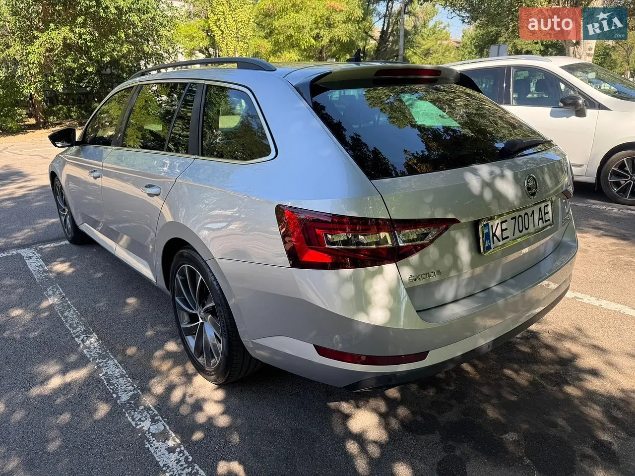 2016 Skoda Superb - мініатюра 3