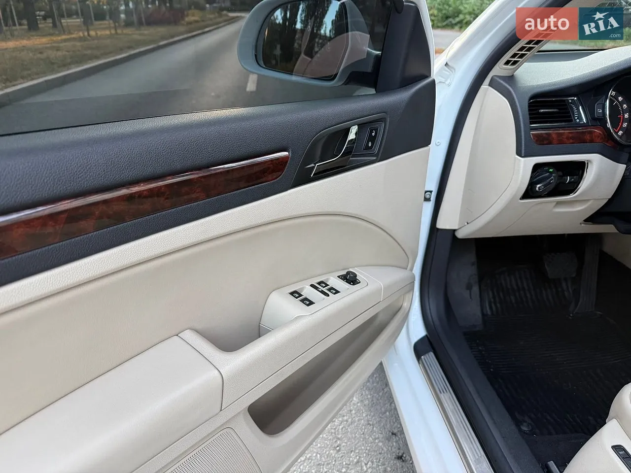2013 Skoda Superb - мініатюра 5