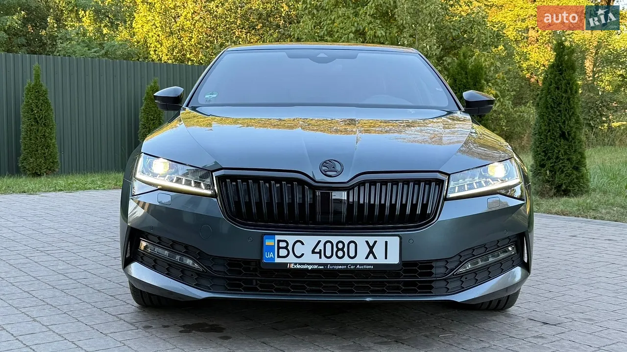 2020 Skoda Superb - мініатюра 3