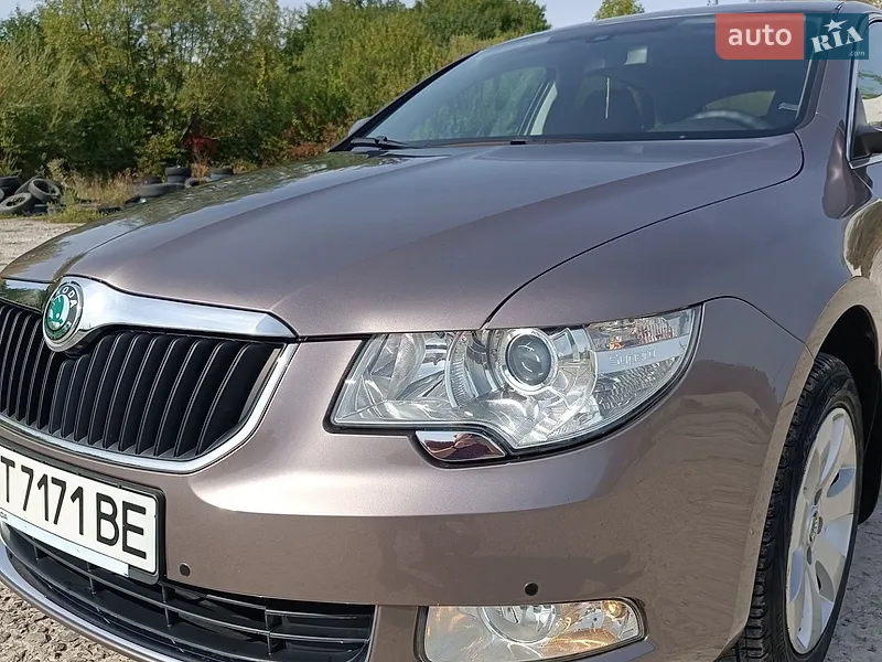 Skoda Superb 2012