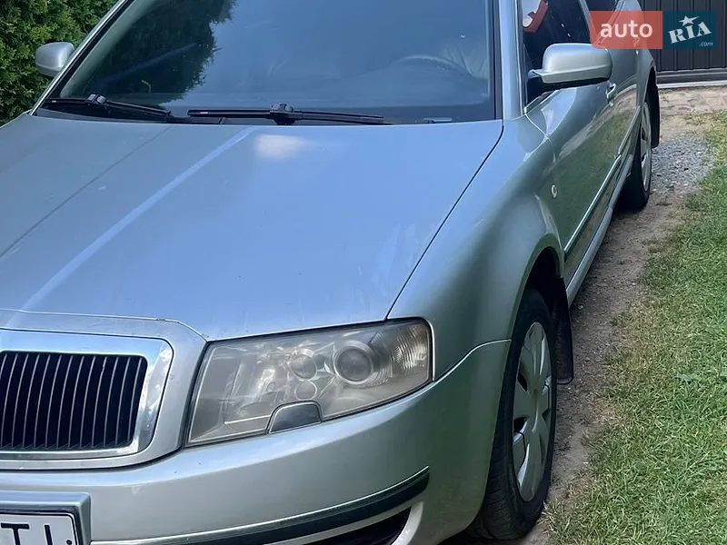 Skoda Superb 2003