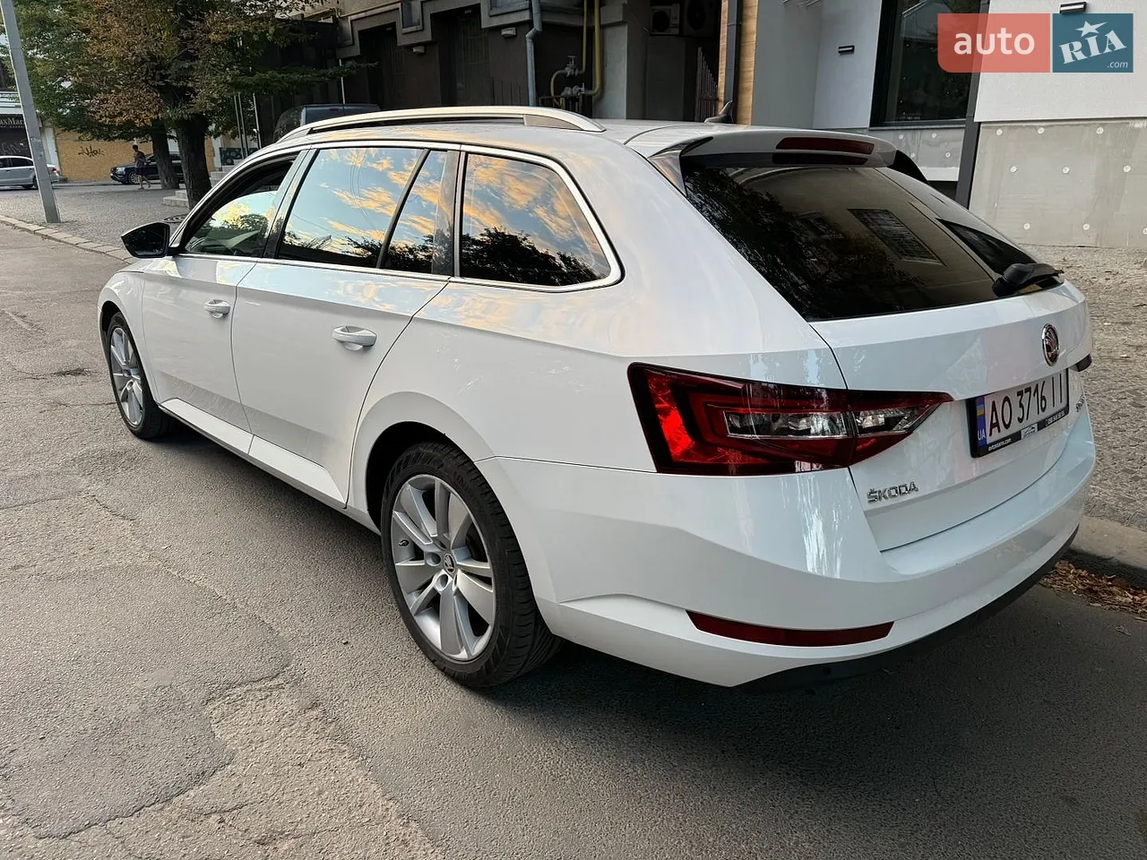 2015 Skoda Superb - мініатюра 4