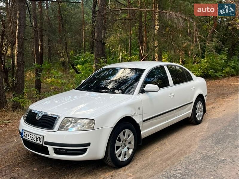 Skoda Superb 2002