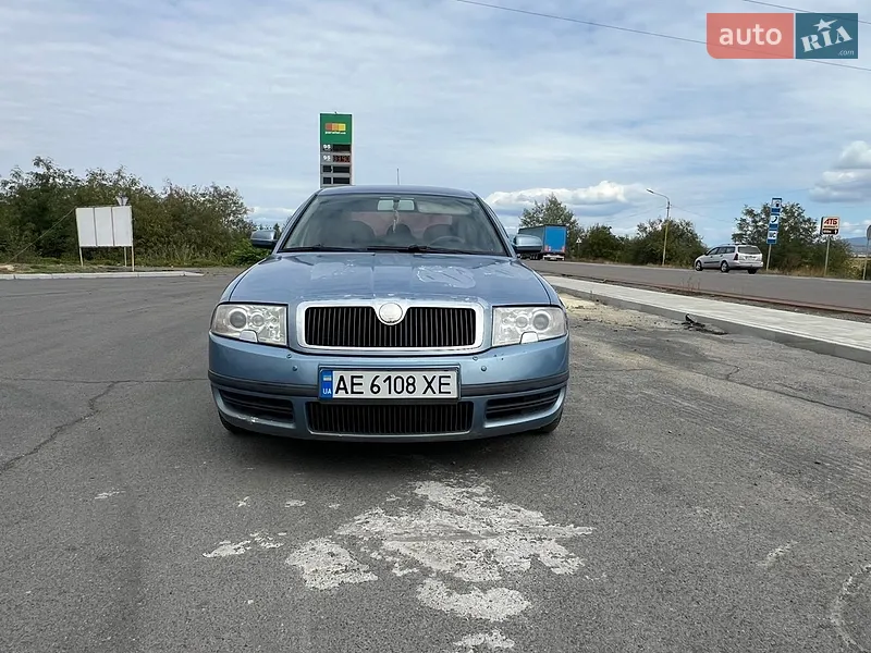 Skoda Superb 2003