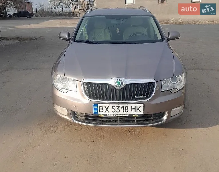 Skoda Superb 2011