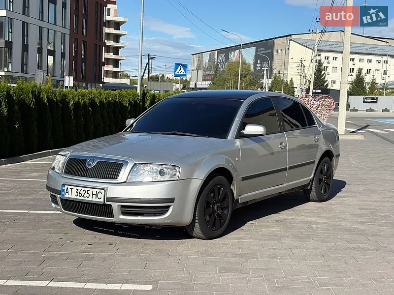 Skoda Superb 2002