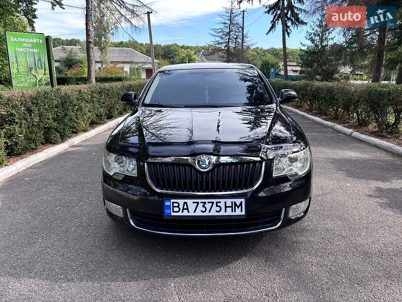 Skoda Superb 2012