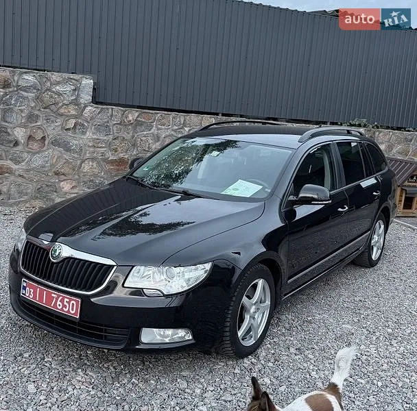Skoda Superb 2012