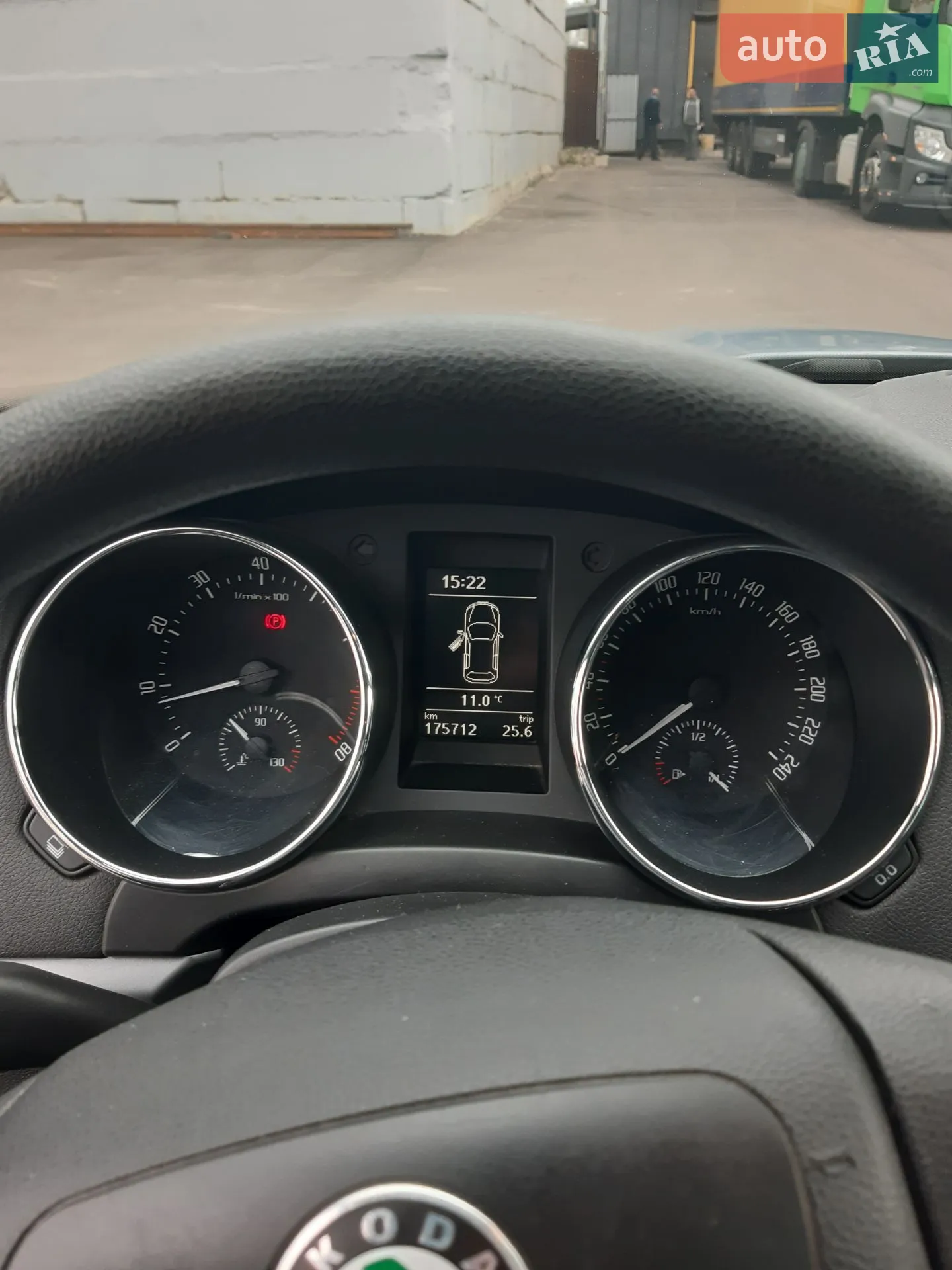 Skoda Yeti 2012 VIN TMBJJ75L2C6087074 фото оголошення 2 з 14