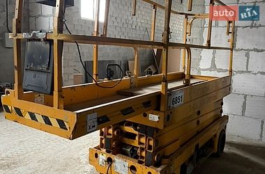 Ножичний підйомник Skyjack GS 2011 в Тернополі