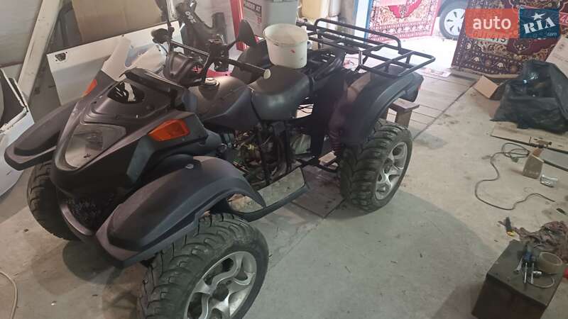 SkyMoto Tornado XYKD260