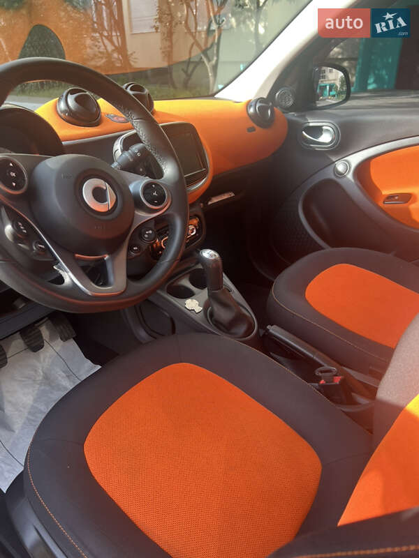 Хетчбек Smart Forfour 2015 в Києві